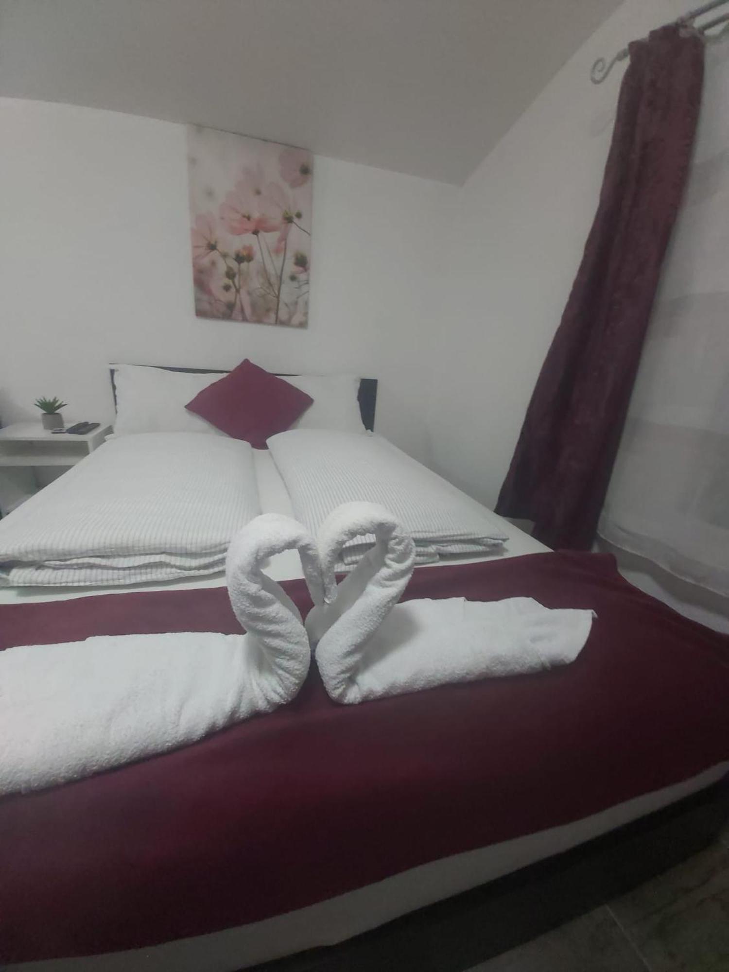 מריבור Panda Rooms מראה חיצוני תמונה