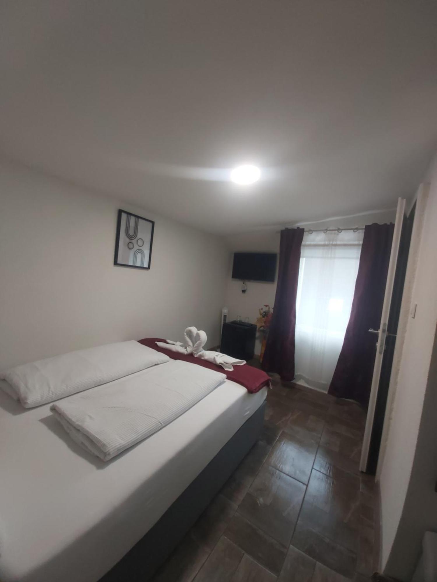 מריבור Panda Rooms מראה חיצוני תמונה