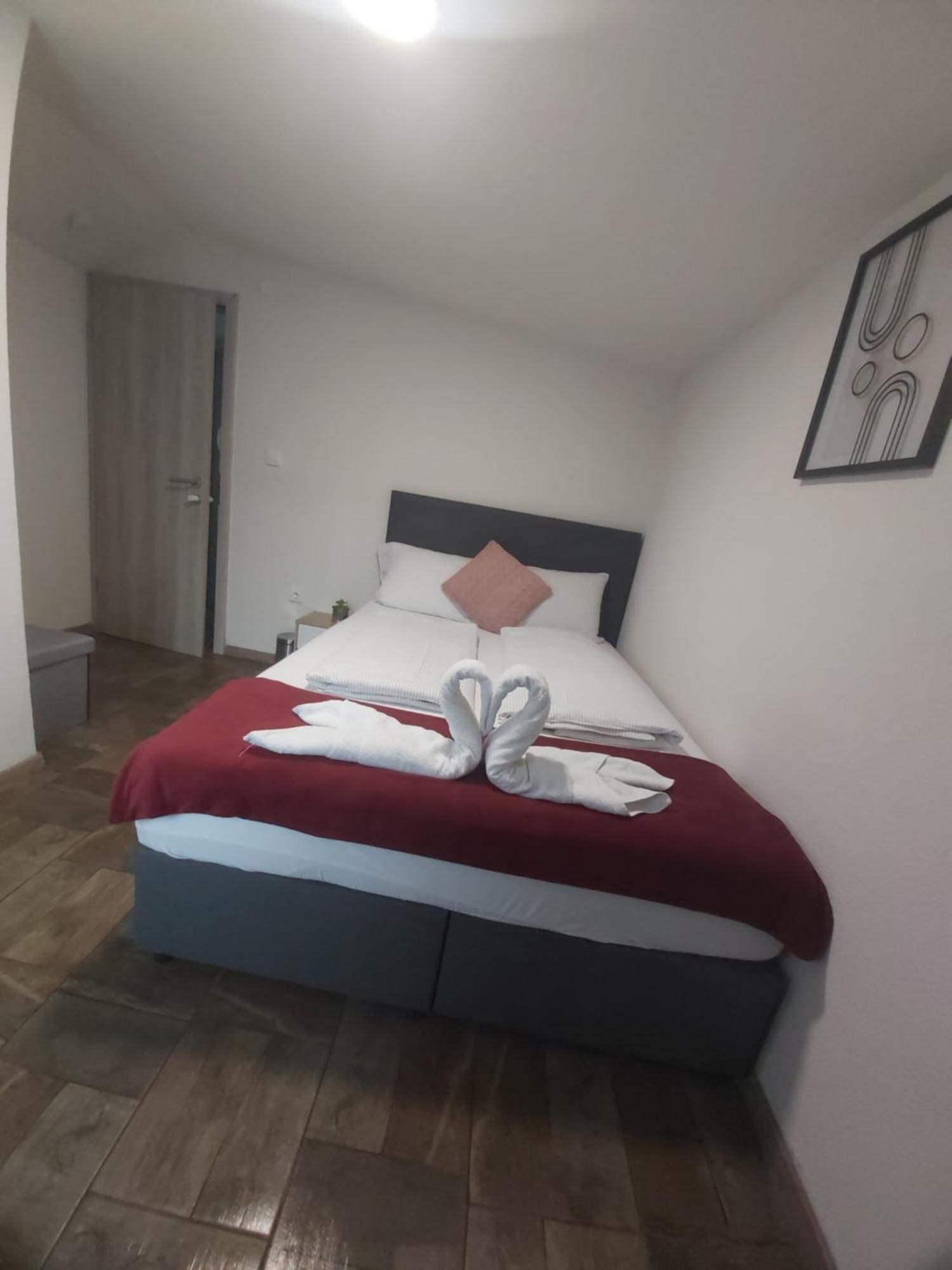 מריבור Panda Rooms מראה חיצוני תמונה