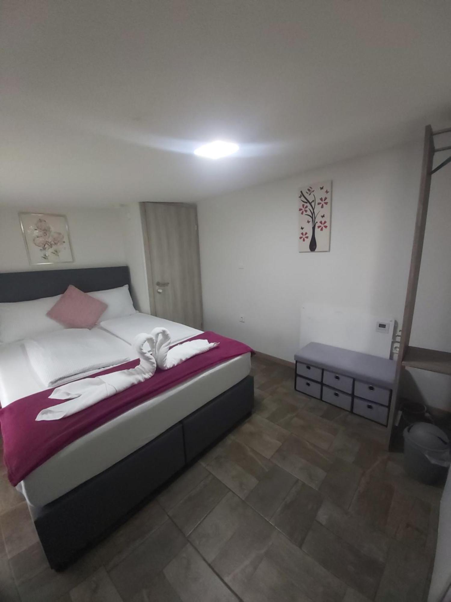 מריבור Panda Rooms מראה חיצוני תמונה