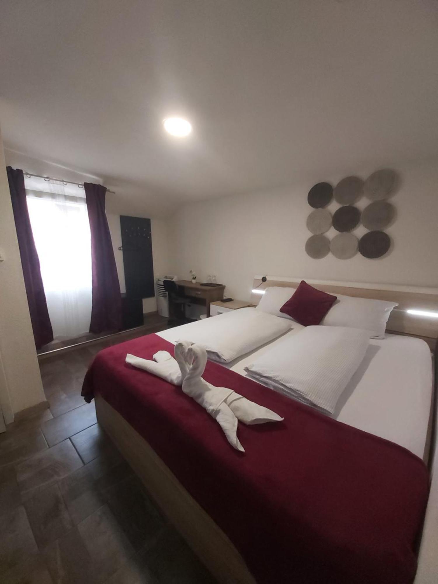 מריבור Panda Rooms מראה חיצוני תמונה