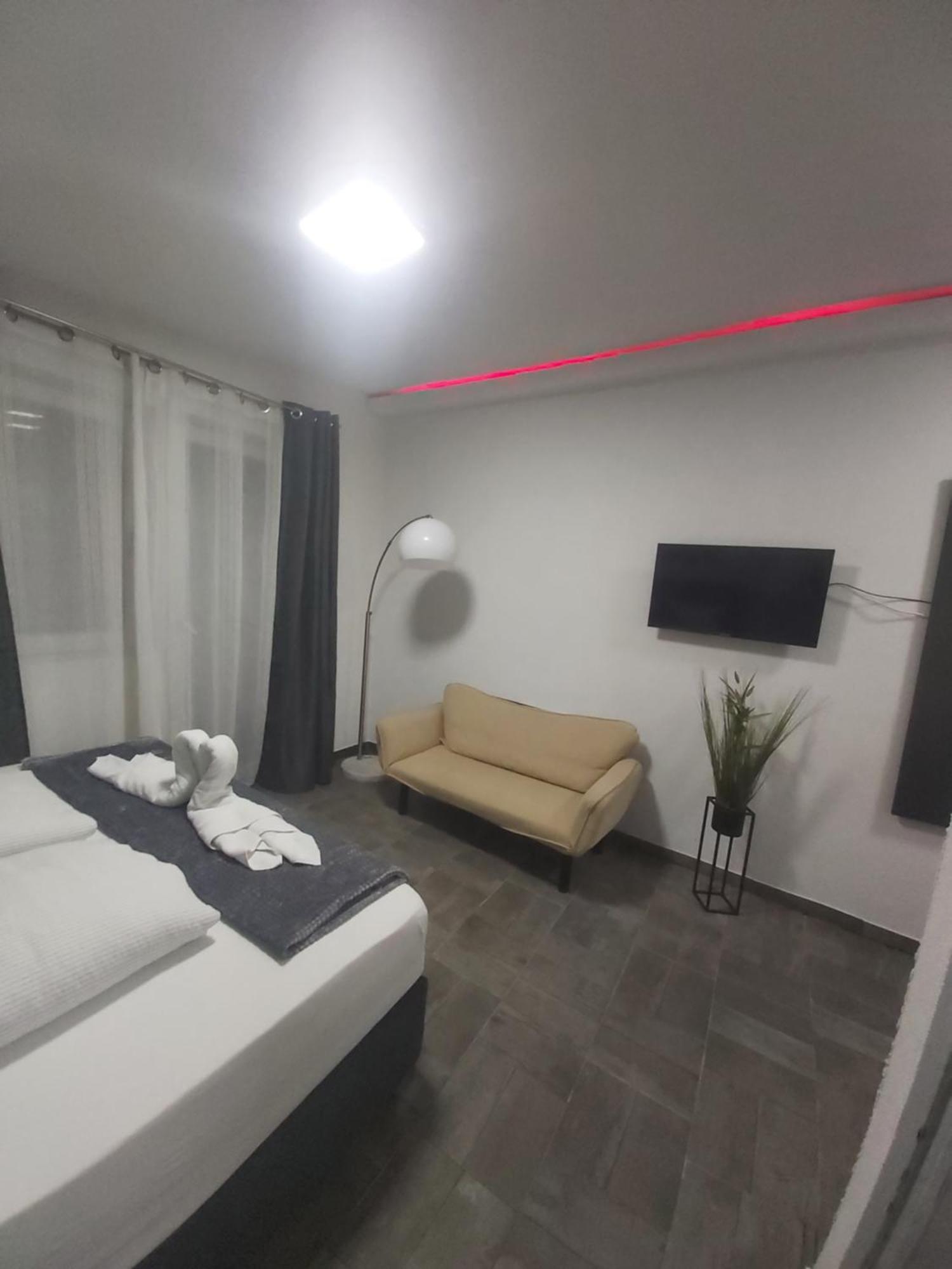 מריבור Panda Rooms מראה חיצוני תמונה