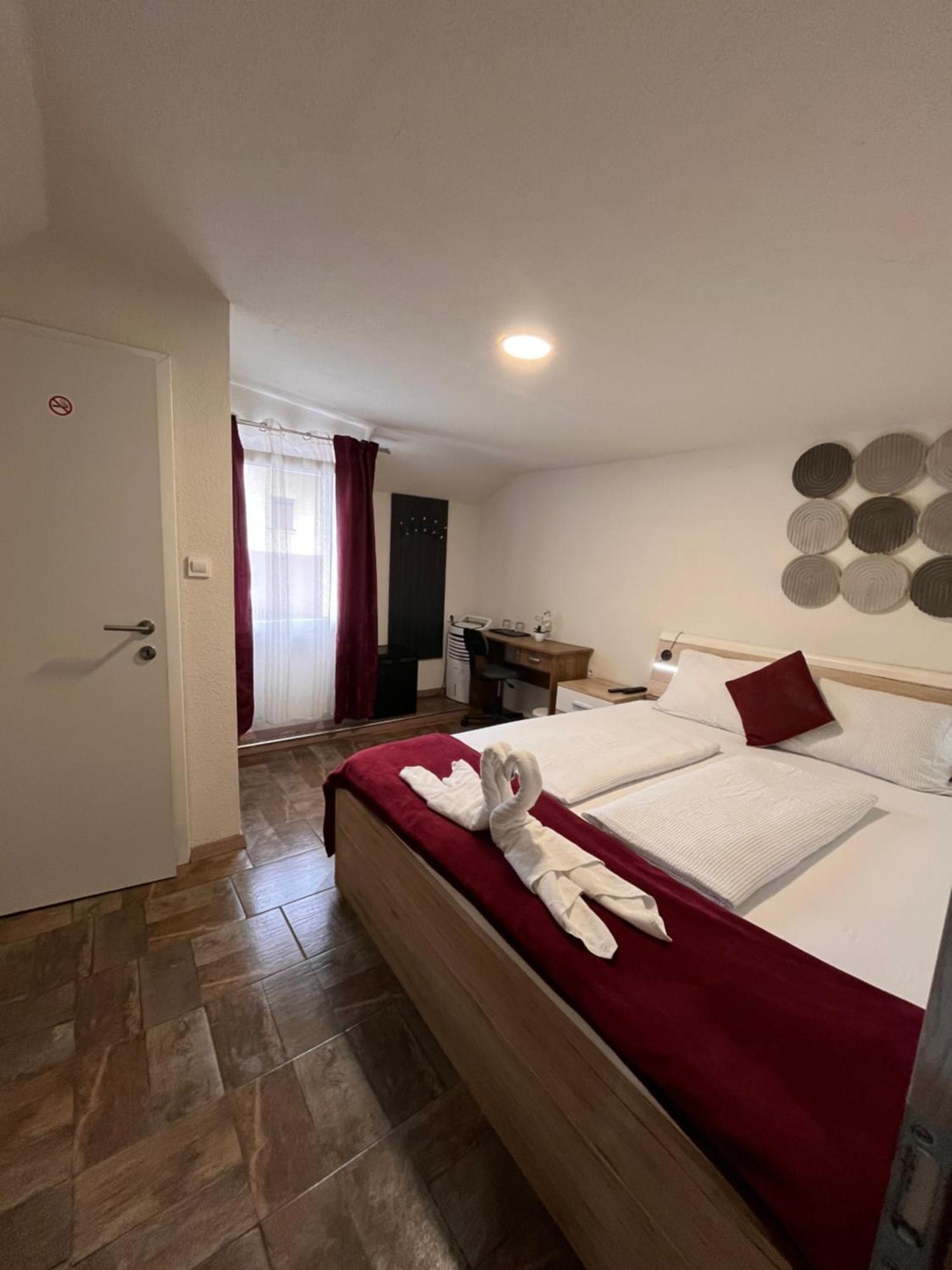 מריבור Panda Rooms מראה חיצוני תמונה