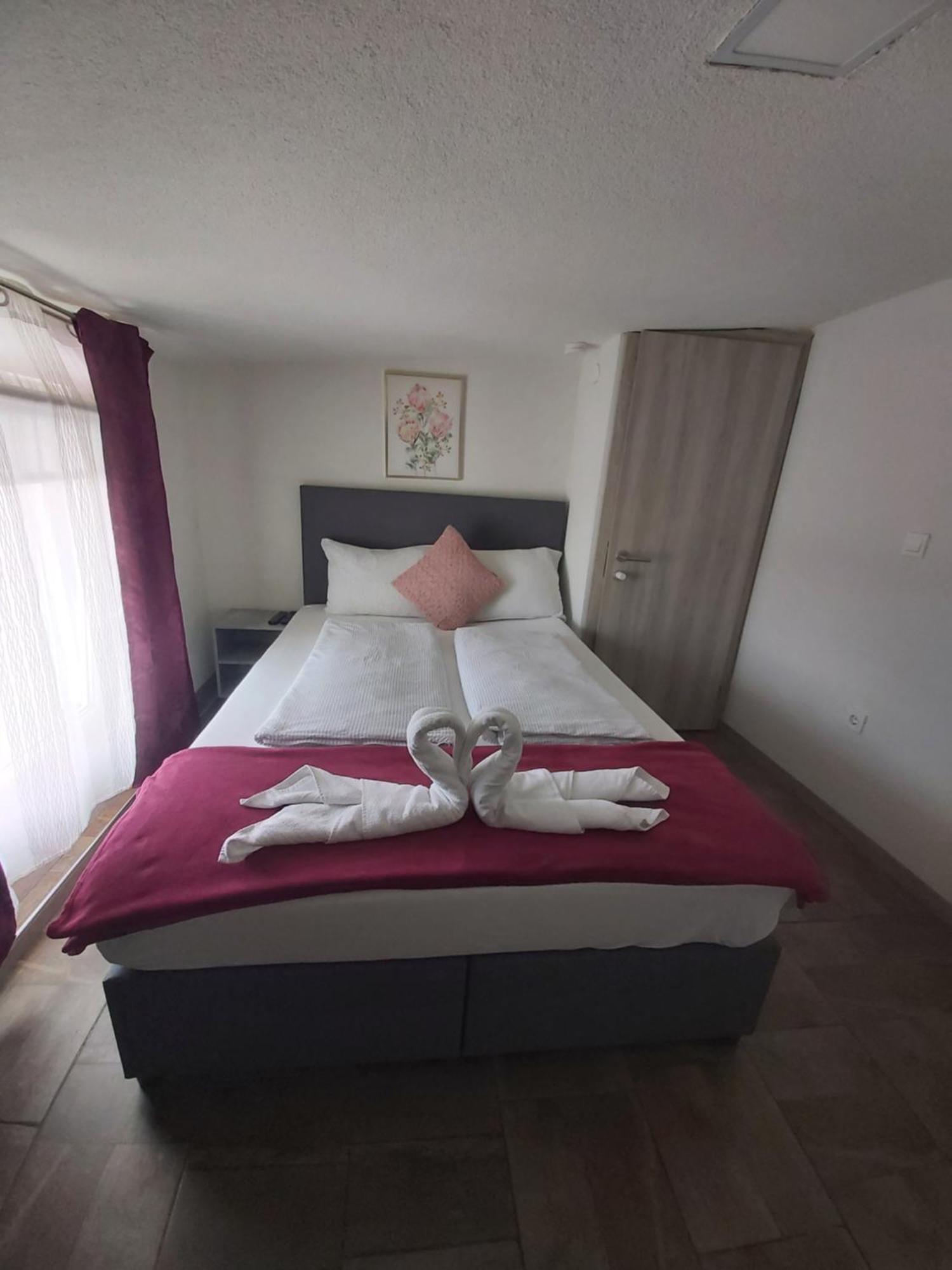 מריבור Panda Rooms מראה חיצוני תמונה